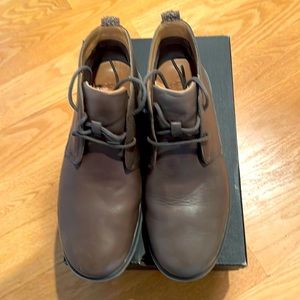 UGG Freamon chukka boots. Size 9 M. Gray.
